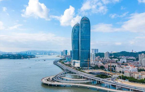 本土服务，专属响应